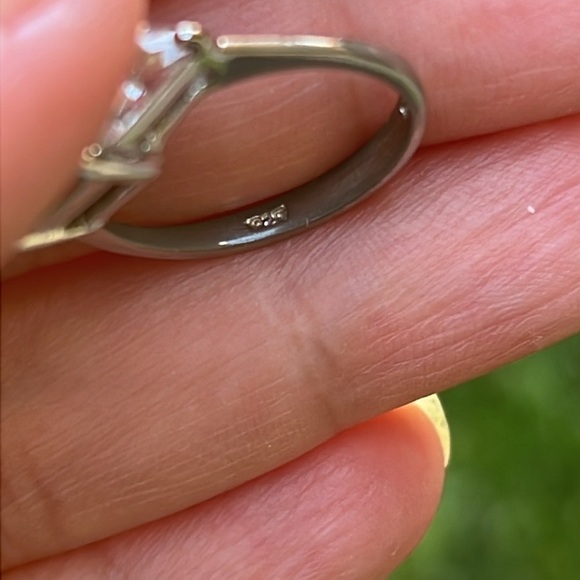 Zirconia peach color engagement ring - Picture 8 of 10